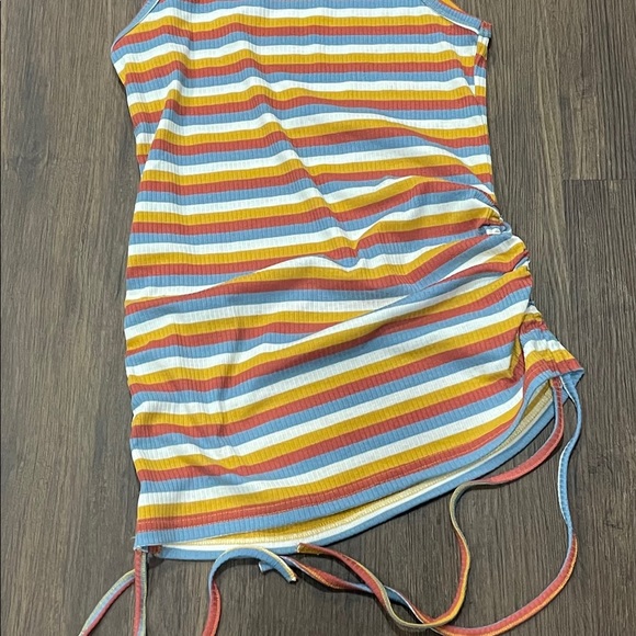 Bundle of 8 maternity tank tops - Picture 7 of 9